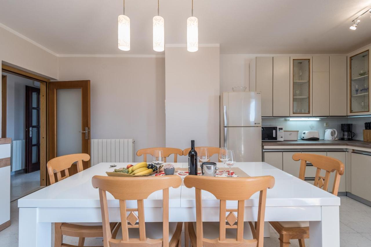 Stedi Apartment Lukoran エクステリア 写真