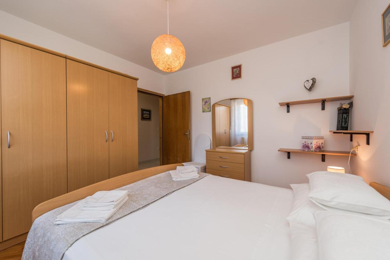 Stedi Apartment Lukoran エクステリア 写真