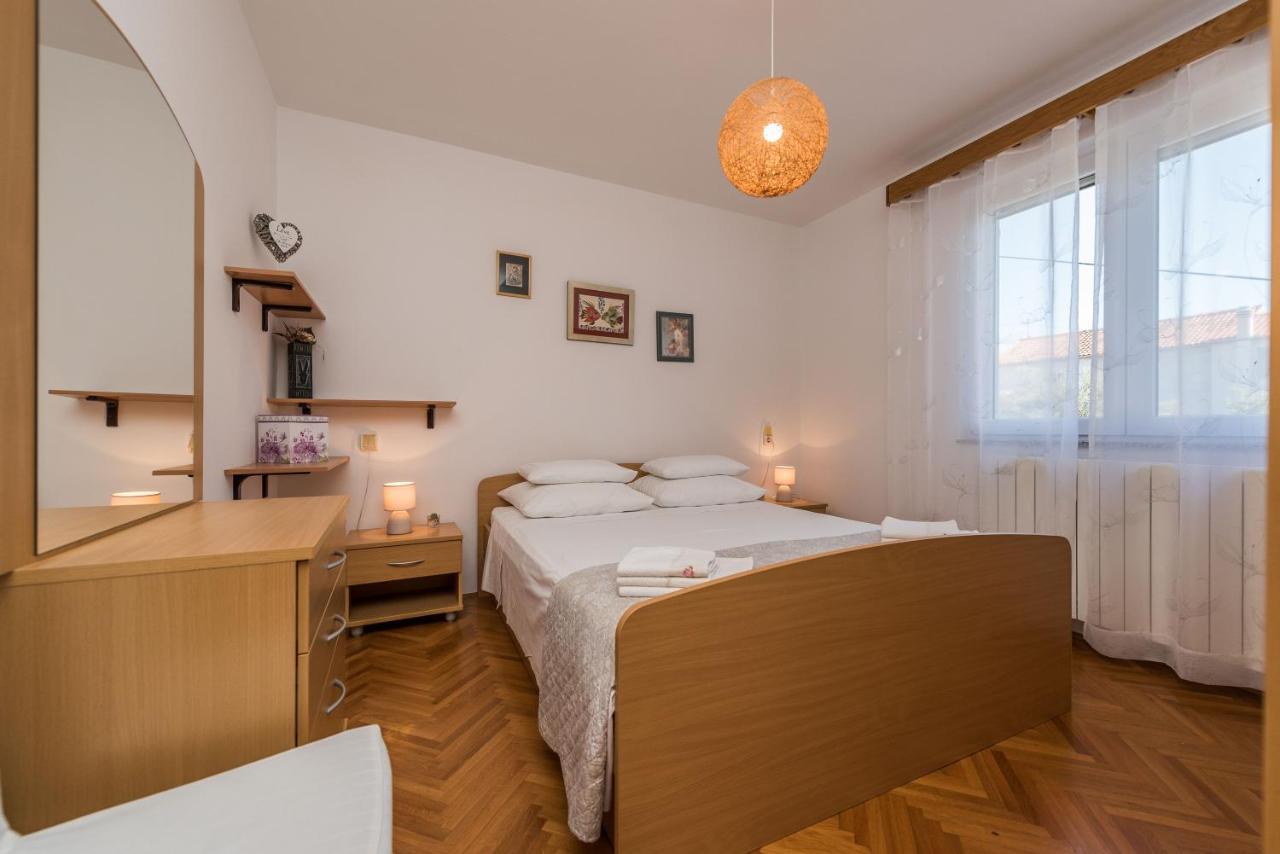 Stedi Apartment Lukoran エクステリア 写真