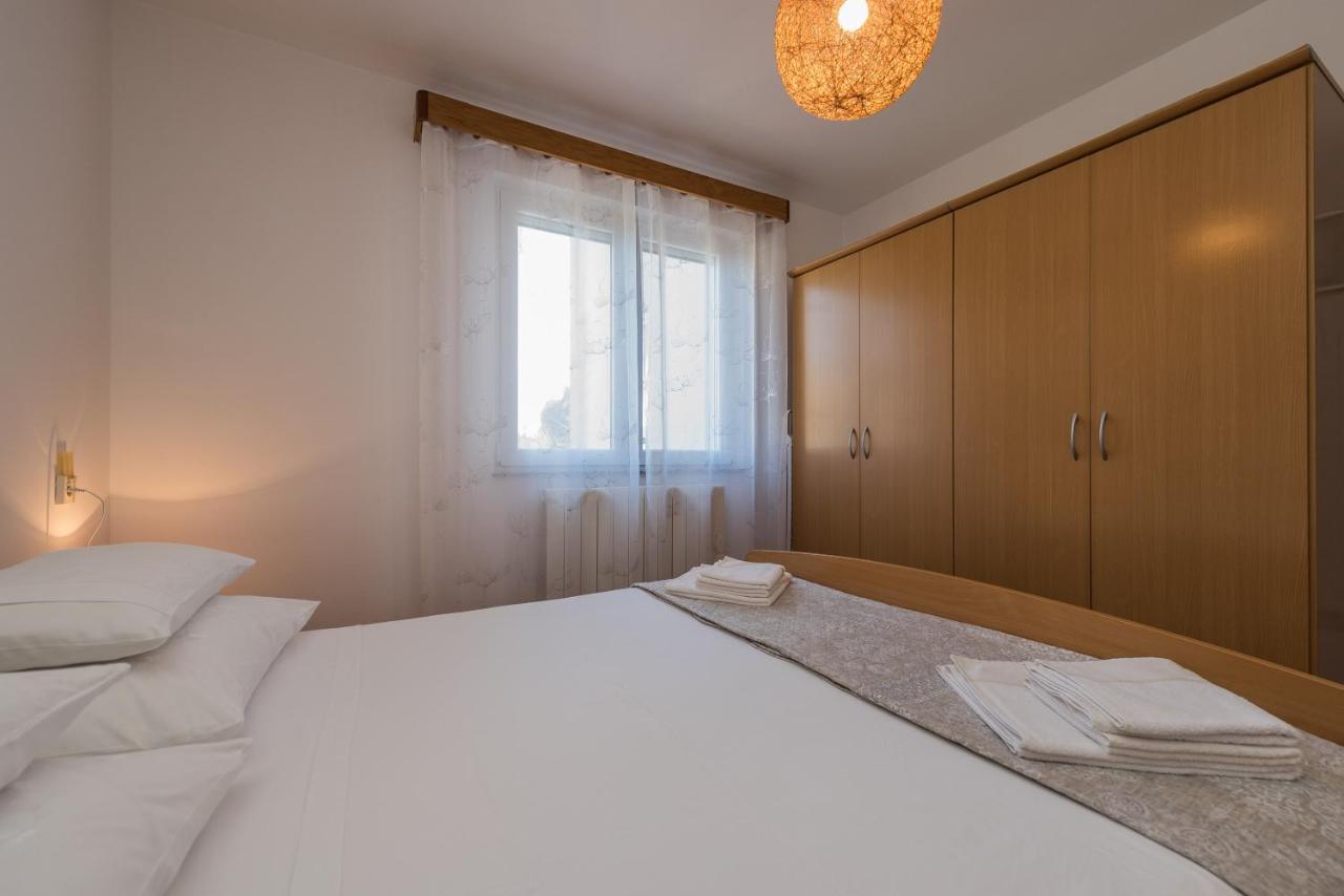 Stedi Apartment Lukoran エクステリア 写真